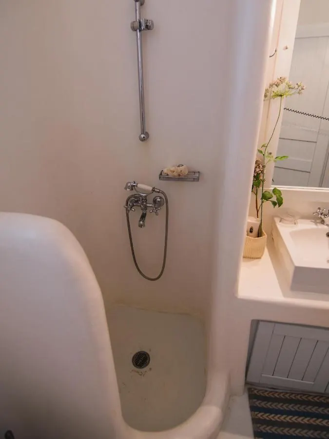 Mv Serenity Villa أنو ميرا اليونان